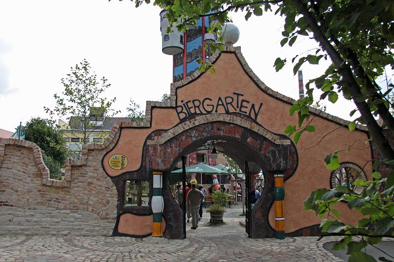 Abensberg-Hundertwasserturm-04.jpg