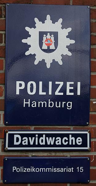 Hamburg_Zollamt-Speicherstadt_28.jpg