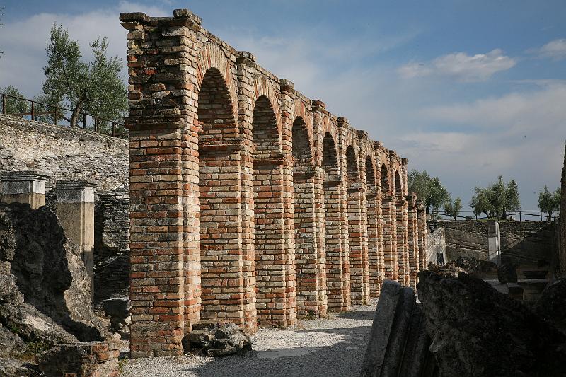 Simione_15.JPG
